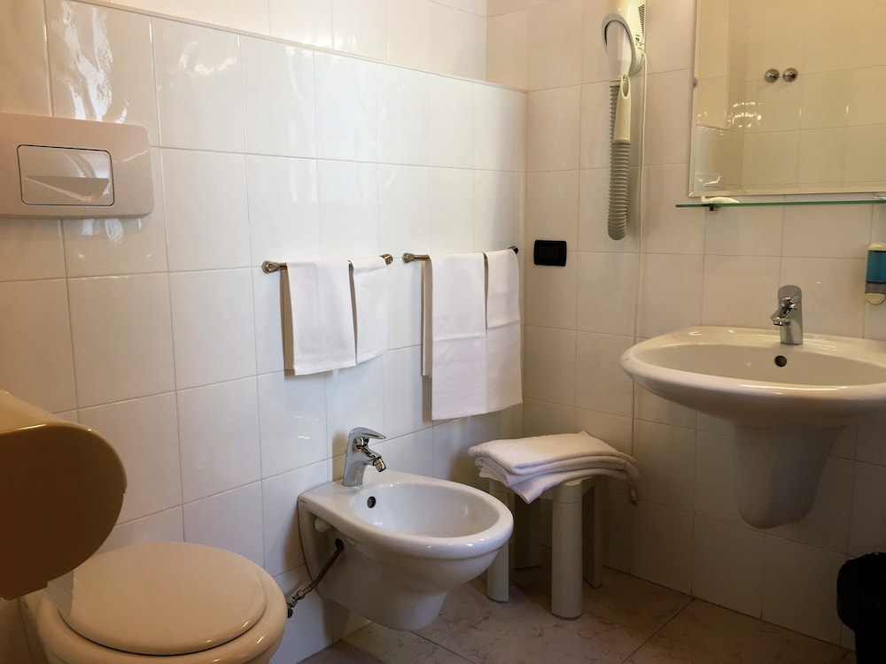 Quadruple Room photo 3