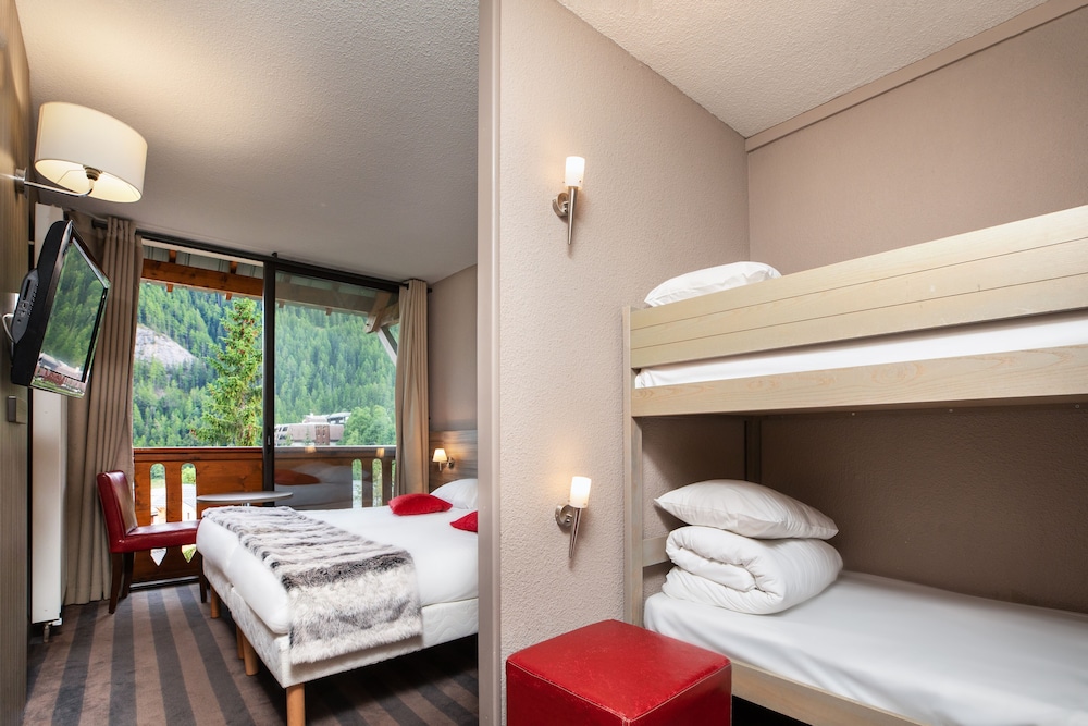 Superior Quadruple Room