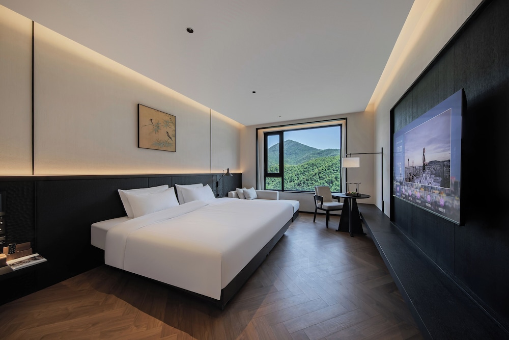 Family Double Room, Mountain View