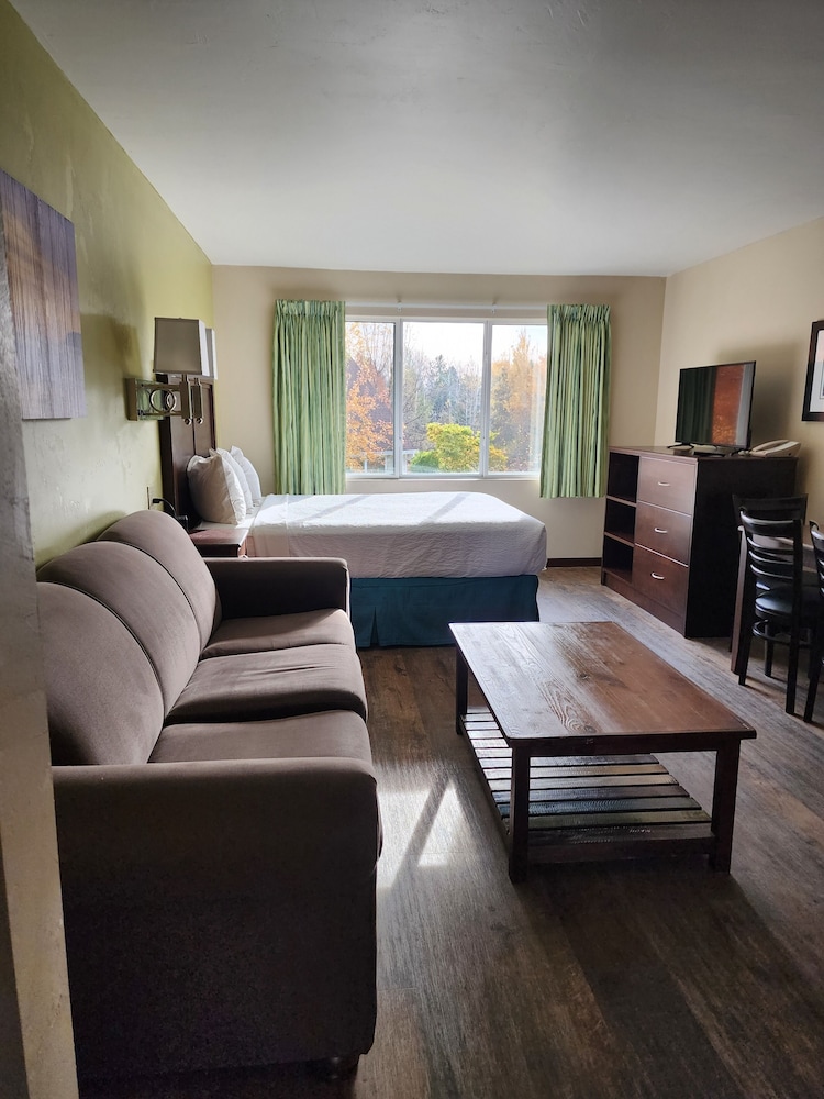Family Room, 1 Bedroom, Non Smoking, Kitchenette photo 1