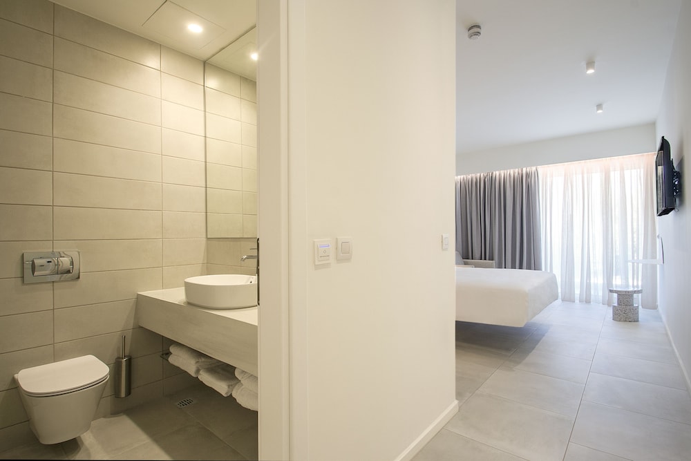 Superior Room - Photo 3