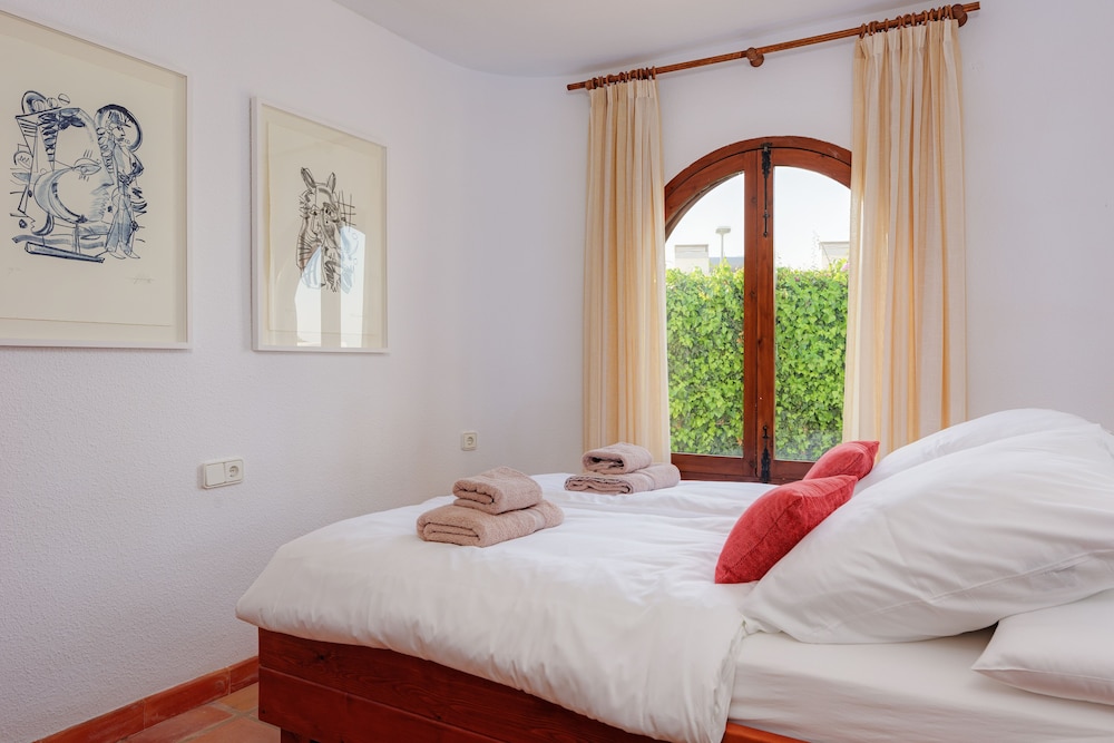 Villa photo 3
