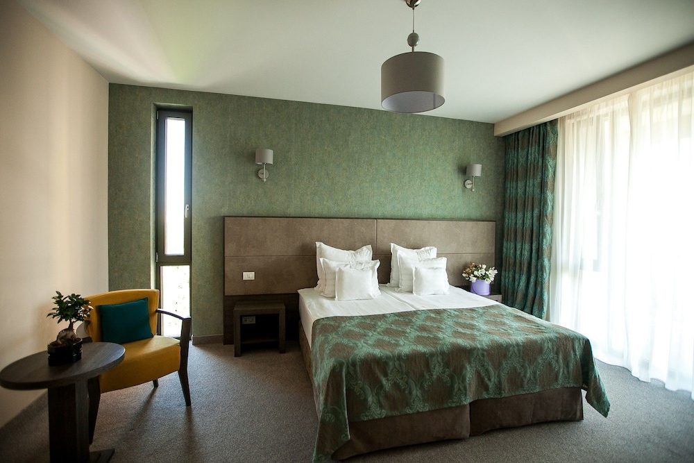 Standard Double or Twin Room, Non Smoking photo 3