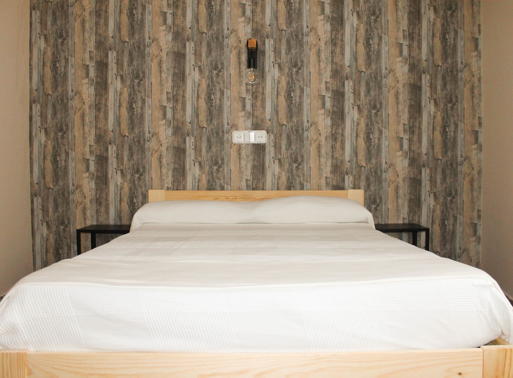 Habitación Doble Básica, 1 Cama Doble