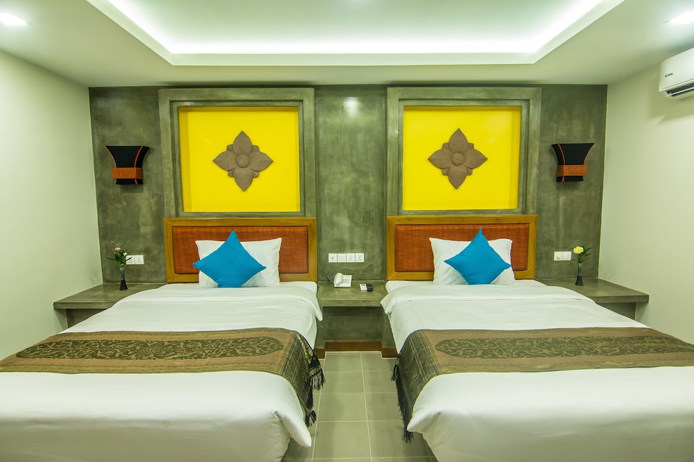 Deluxe Twin Room, Balcony photo 3