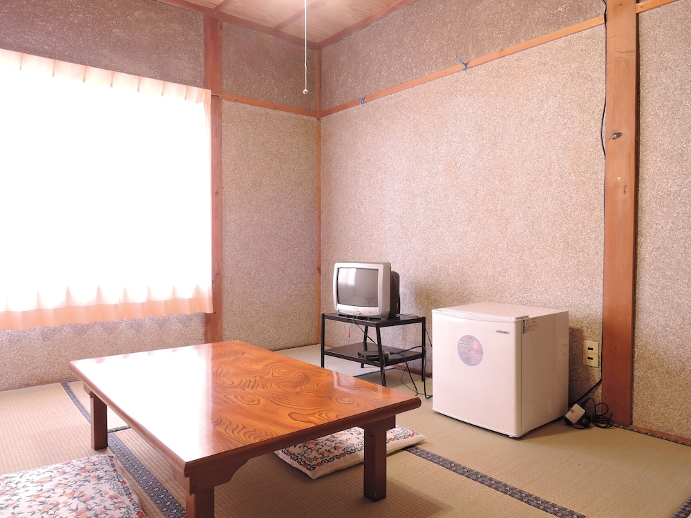 Traditional Double Room Single Use, Non Smoking, Shared Bathroom (Japanese Style, 2PAX)