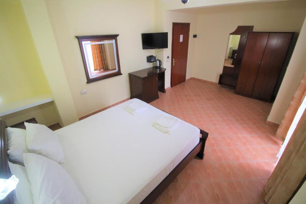 Double Room, Balcony