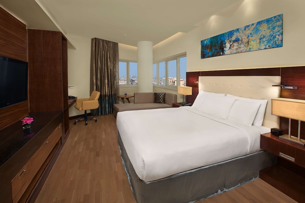 Suite, 2 Bedrooms photo 2