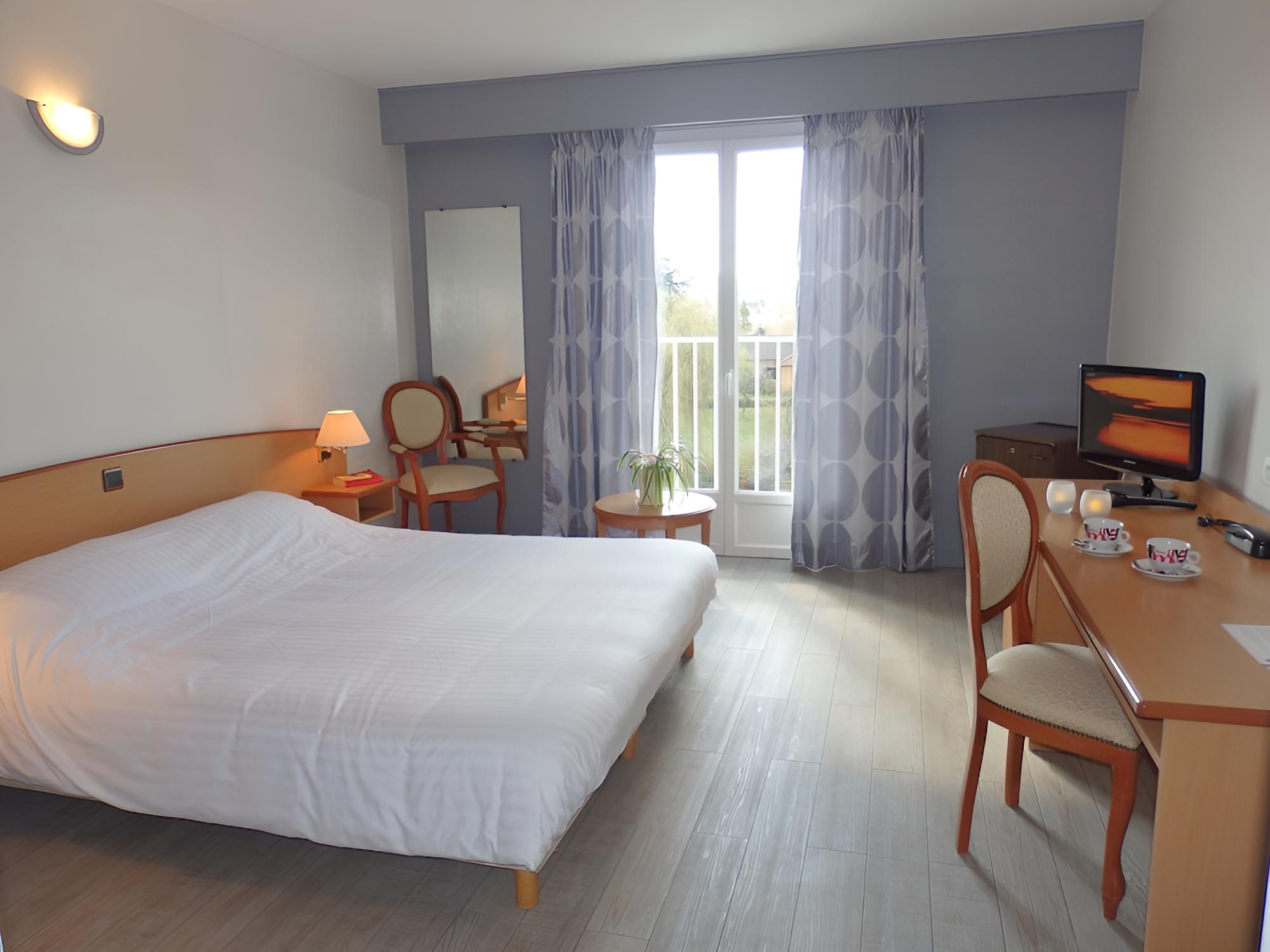 Double Room, River View photo 3