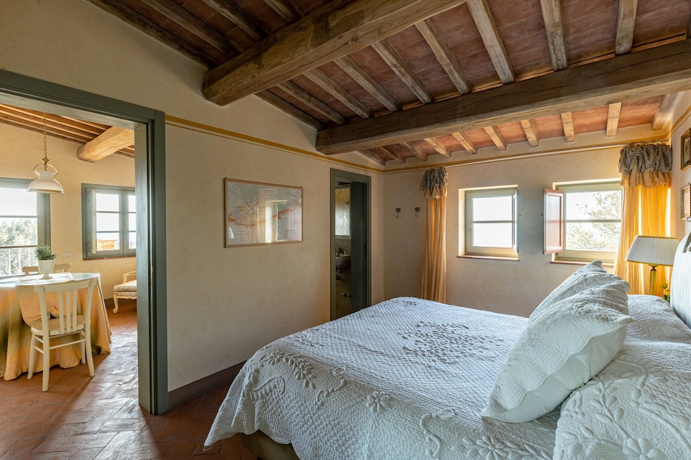 Panoramic Apartment photo 2