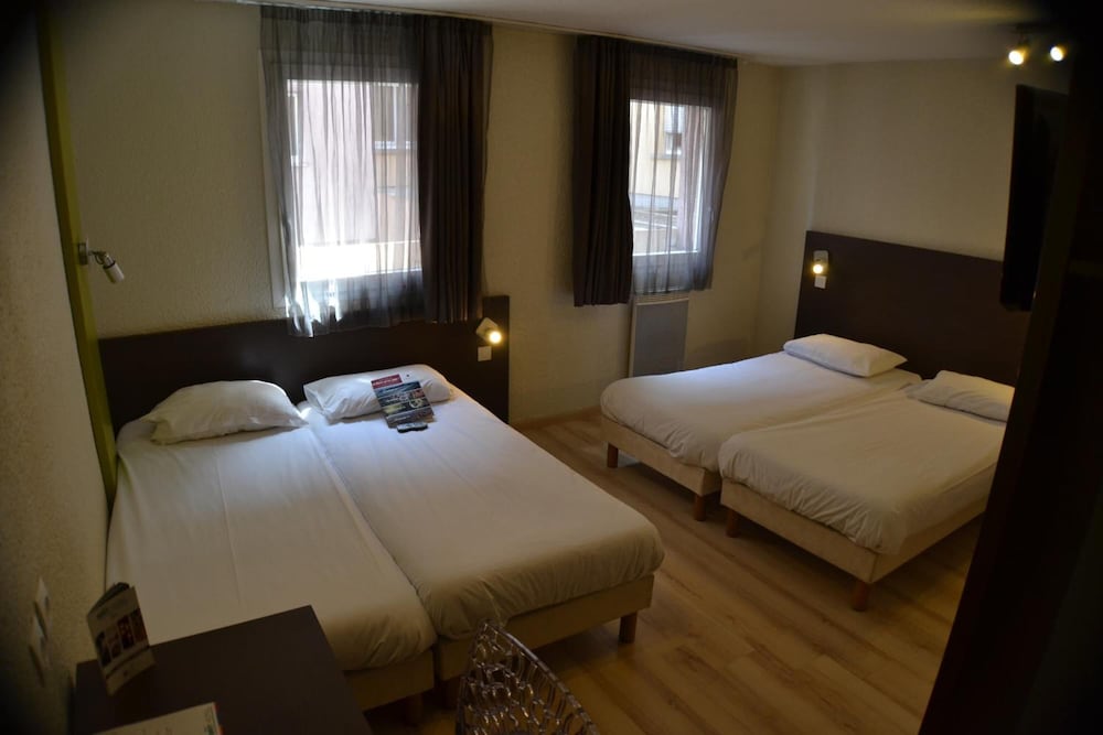 Standard Quadruple Room photo 3