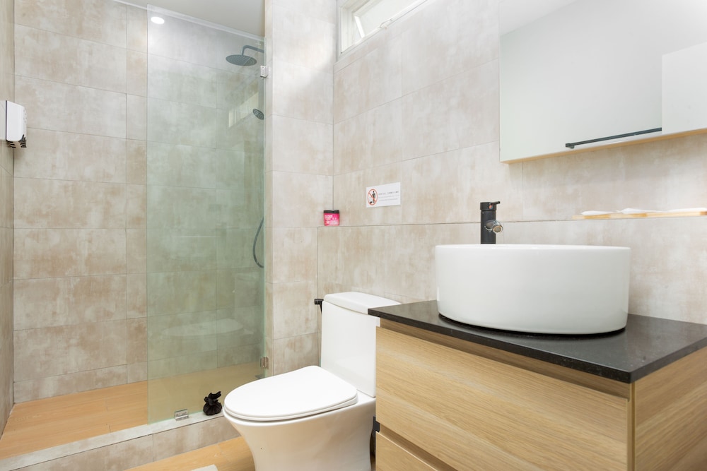 One Bedroom Garden Apartment - type A - Photo 3