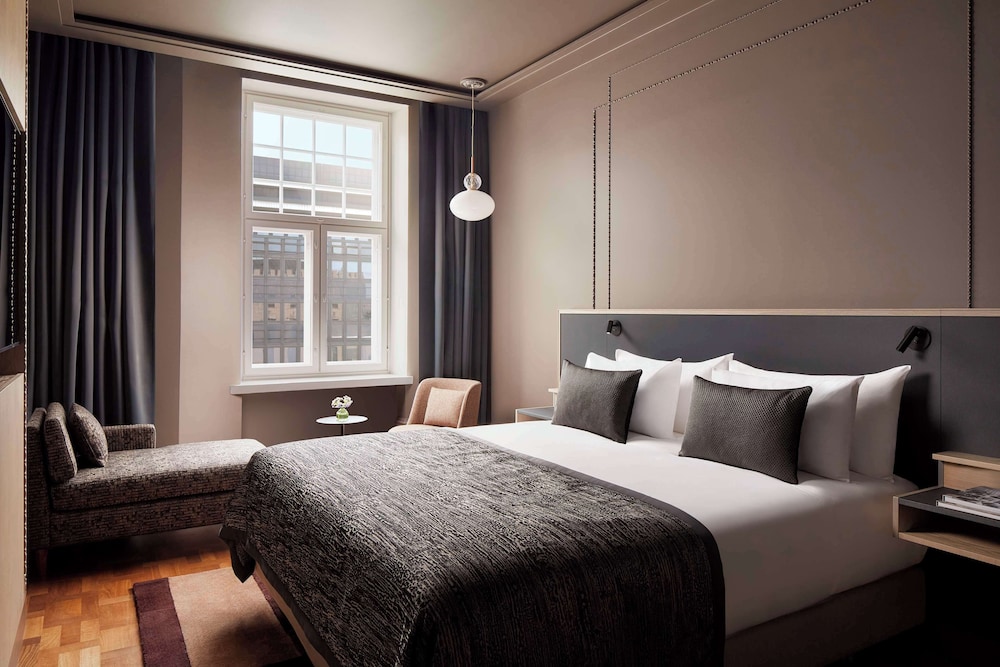 Premium Room (Extra Bed 3 Adults)