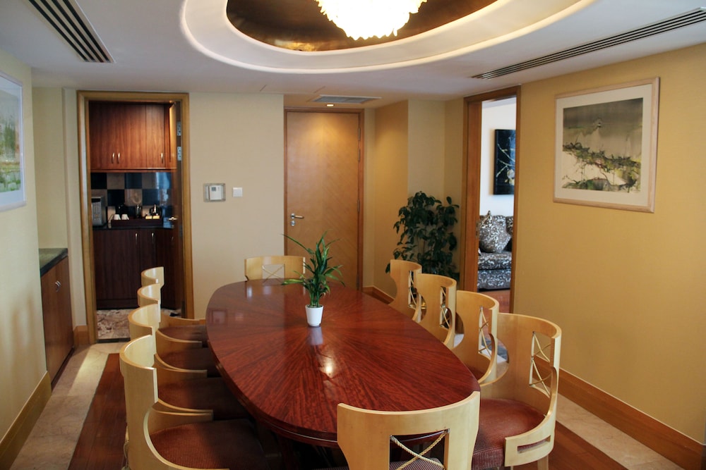 Presidential Suite, 1 King Bed with Sofa bed, City View, Poolside (City View) - Photo 2