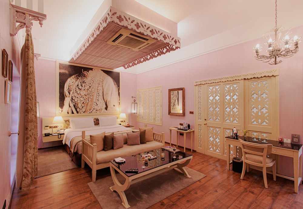 Ajit Suite Pool View - Photo 1
