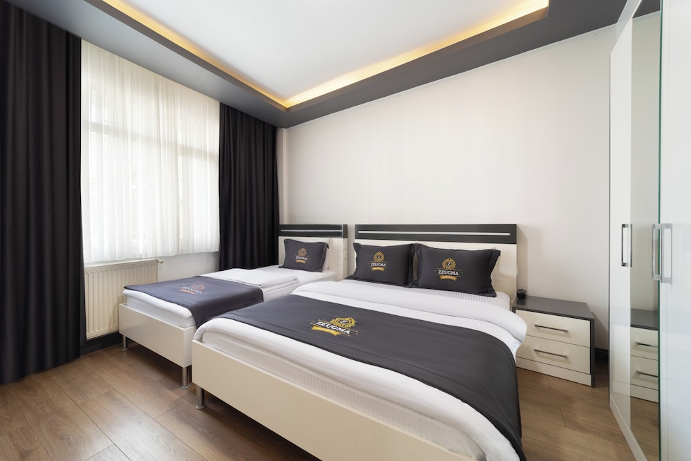 Executive Triple Room photo 2