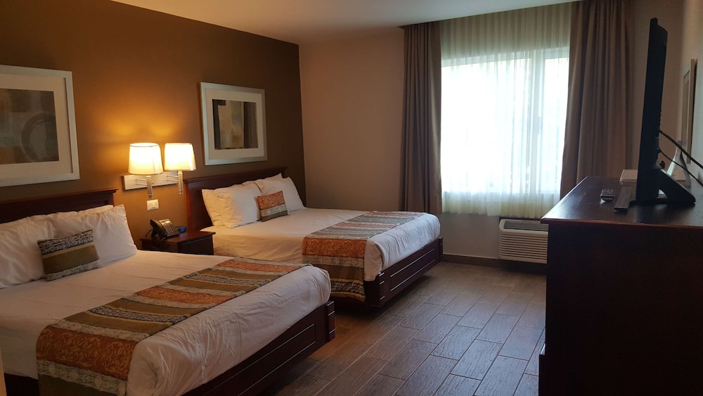 Standard Room, 2 Queen Beds, Non Smoking photo 1