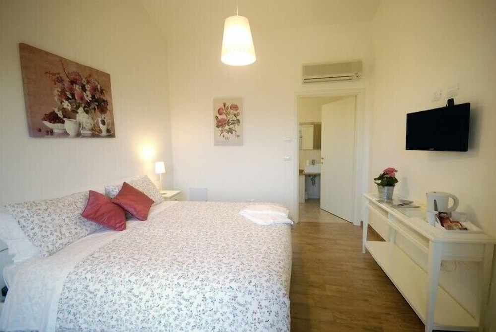 Standard Double Room photo 1