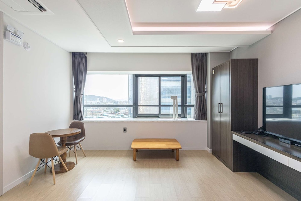 Royal Suite - Photo 18