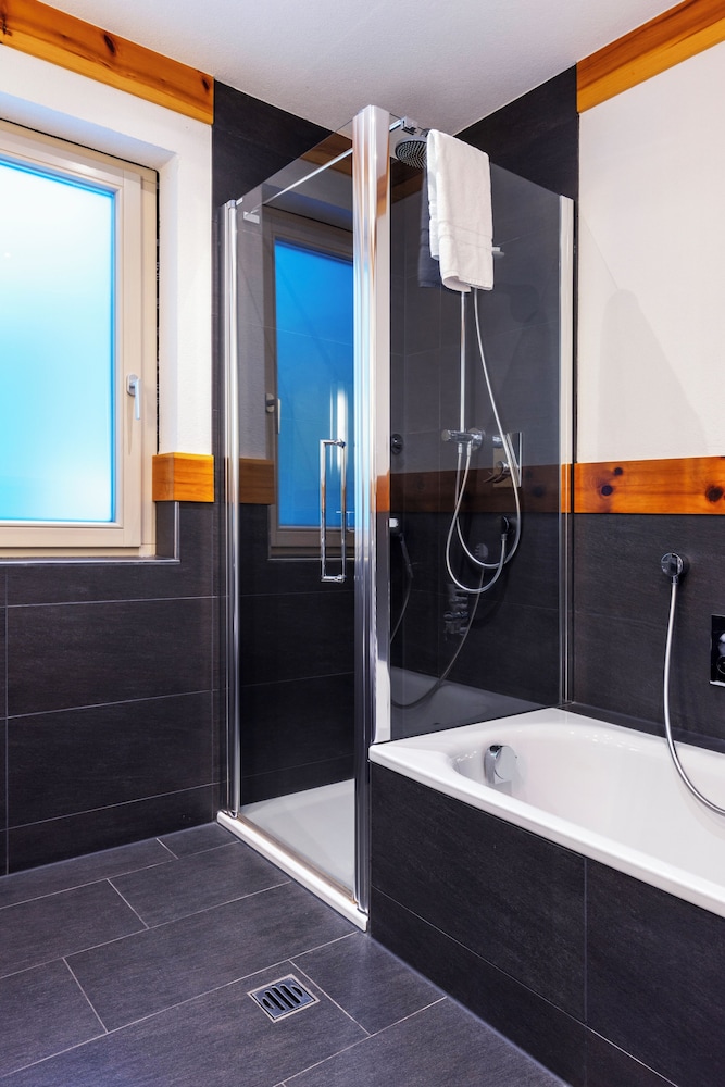 Deluxe Double Room, Balcony - Photo 16