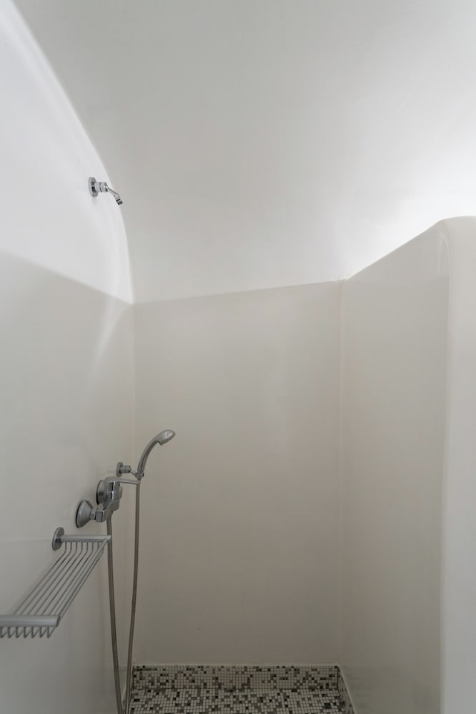 Superior Triple Room - Photo 4