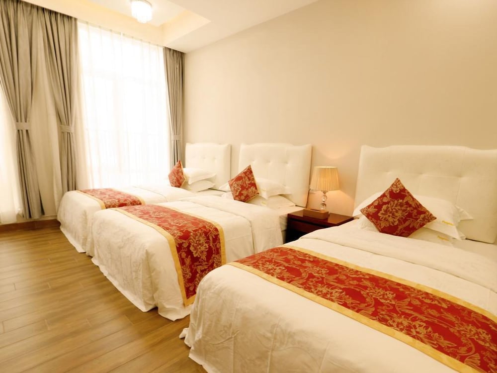 Deluxe Triple Room (Free Shuttle in Canton Fair)