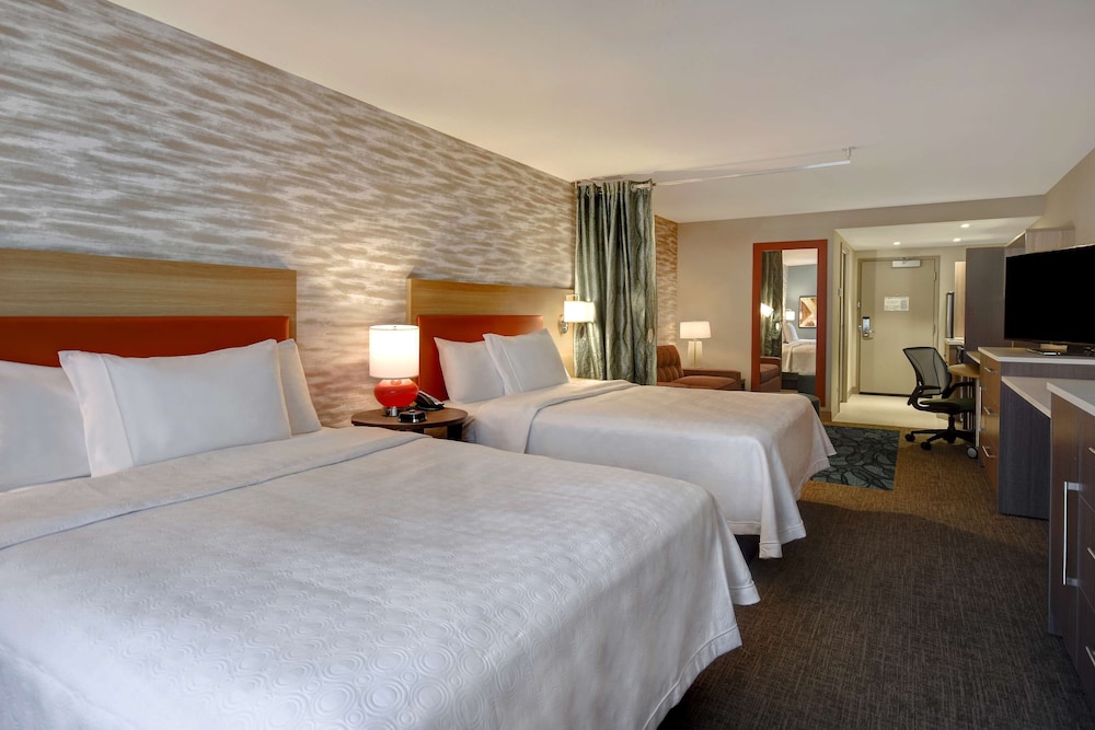 Studio, 2 Queen Beds, Accessible, Bathtub (Mobility & Hearing)