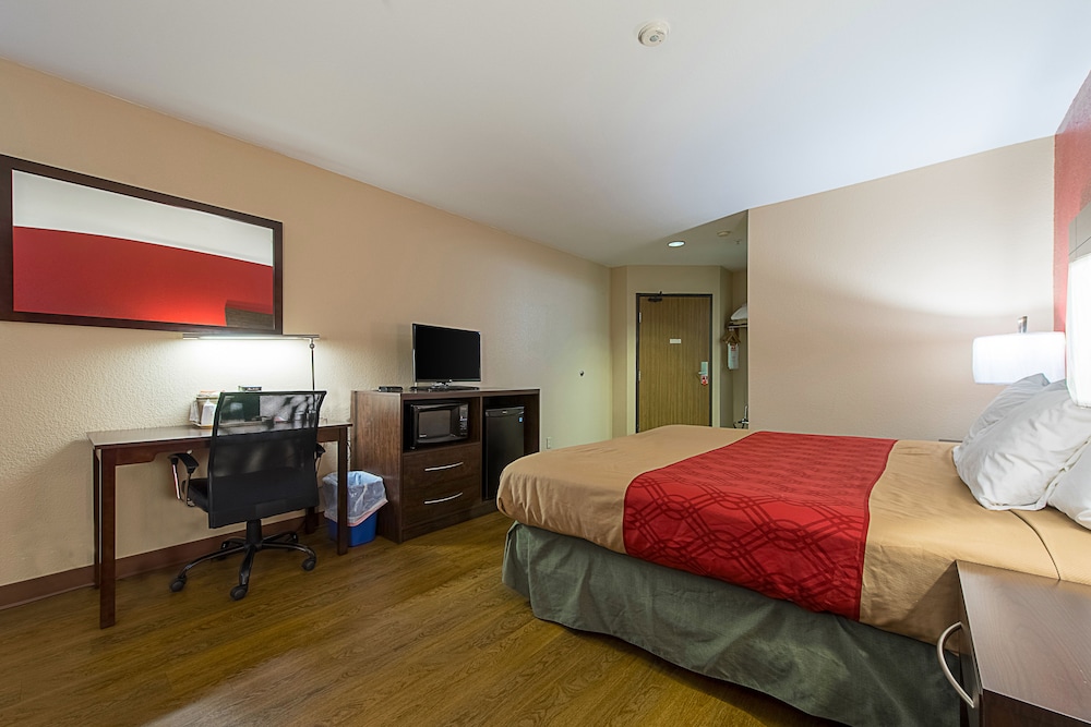 Suite, 1 King Bed with Sofa bed, Non Smoking - Photo 1
