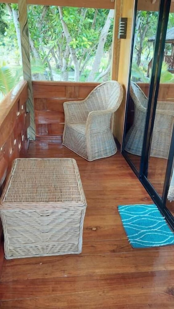 Economy Cabin, 1 Double Bed, Non Smoking, Beach View - Photo 8