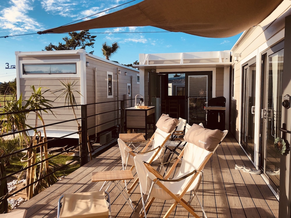Glamping, Trailer House, Non Smoking - Photo 3