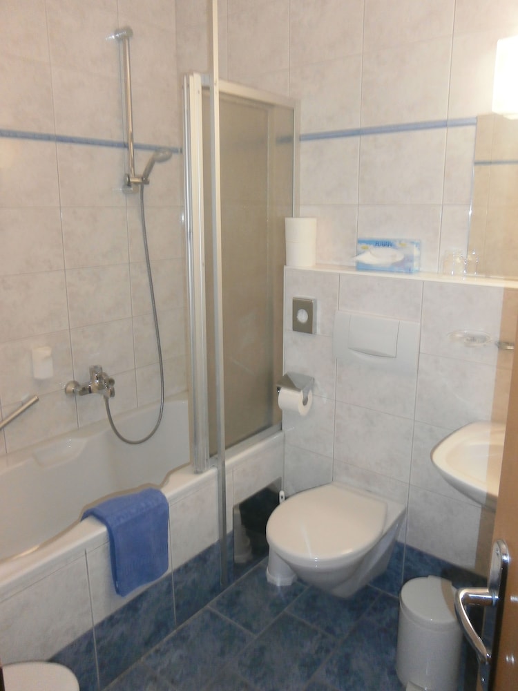 Economy Single Room (Hohe Munde) photo 2