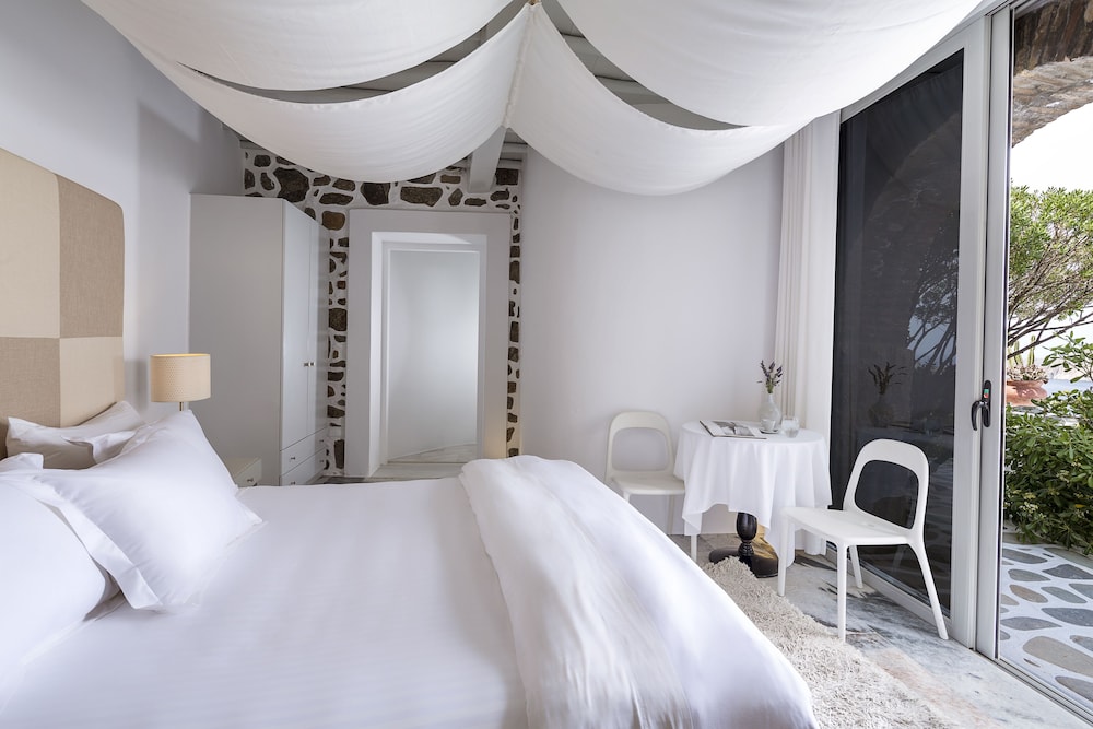 Junior Suite, Sea View - Photo 11
