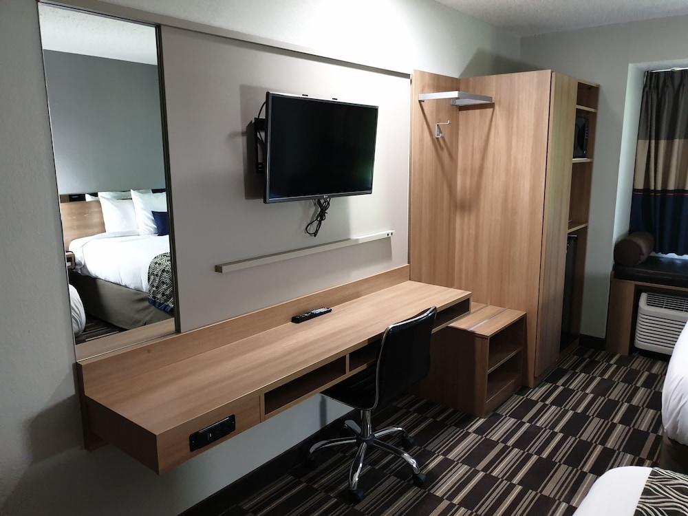 Room, Accessible - Photo 3