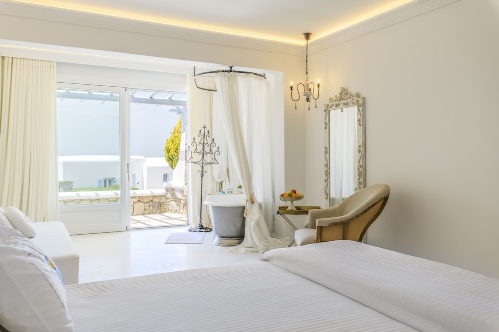 Premium Aegean Room with Partial Sea View - Photo 3