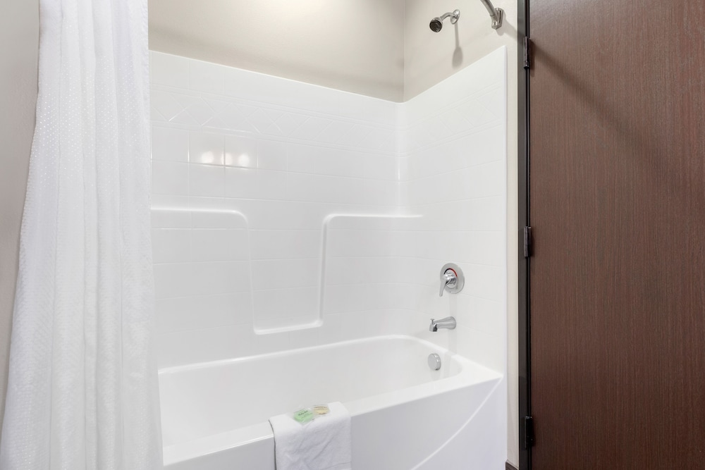 Suite, 1 King Bed with Sofa bed, Kitchen (Kitchen King Executive Suite) - Photo 8