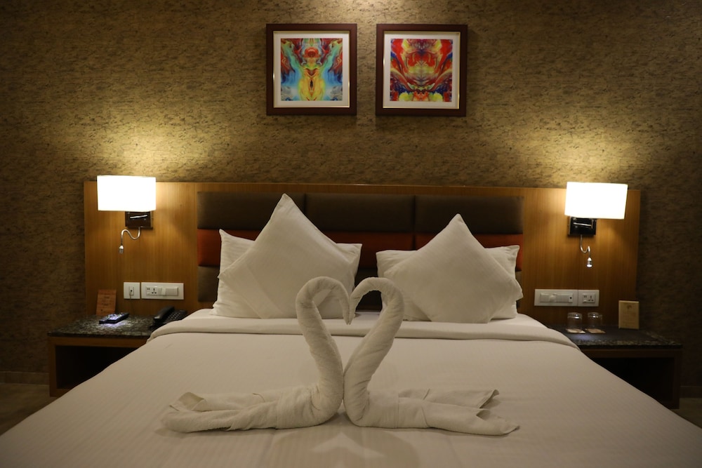 Executive Room, 1 Double Bed, Accessible, Smoking photo 2