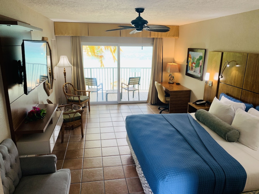 Beachfront Premium King Room