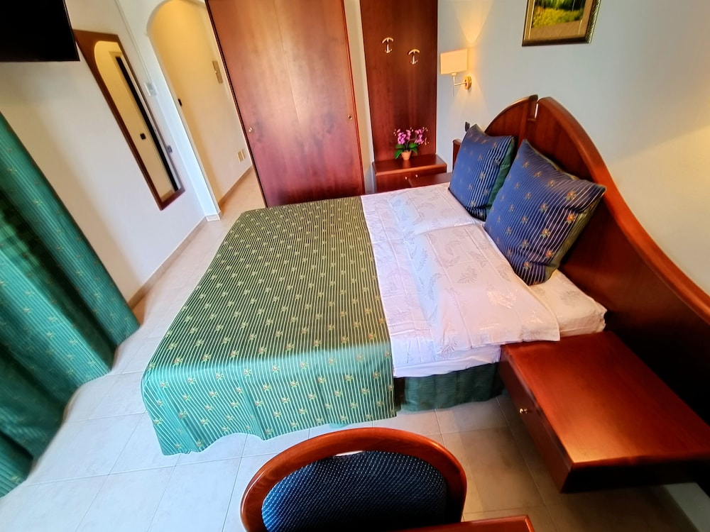 Comfort Room photo 3