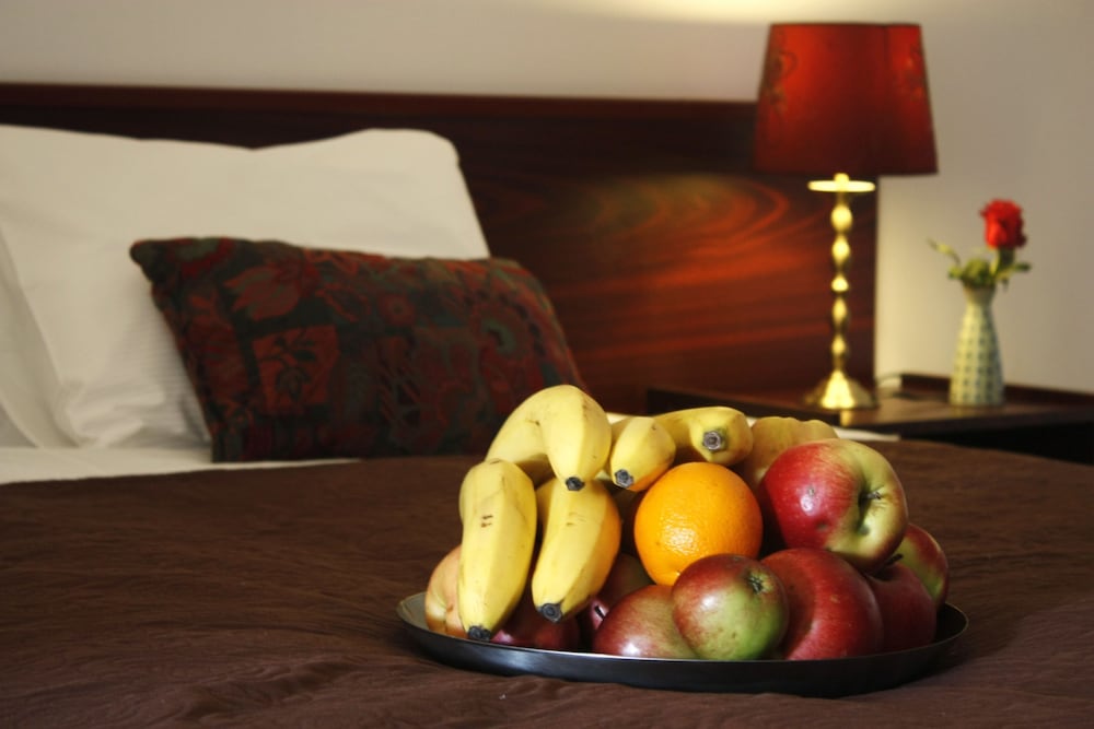 Double or Twin Room - Photo 5