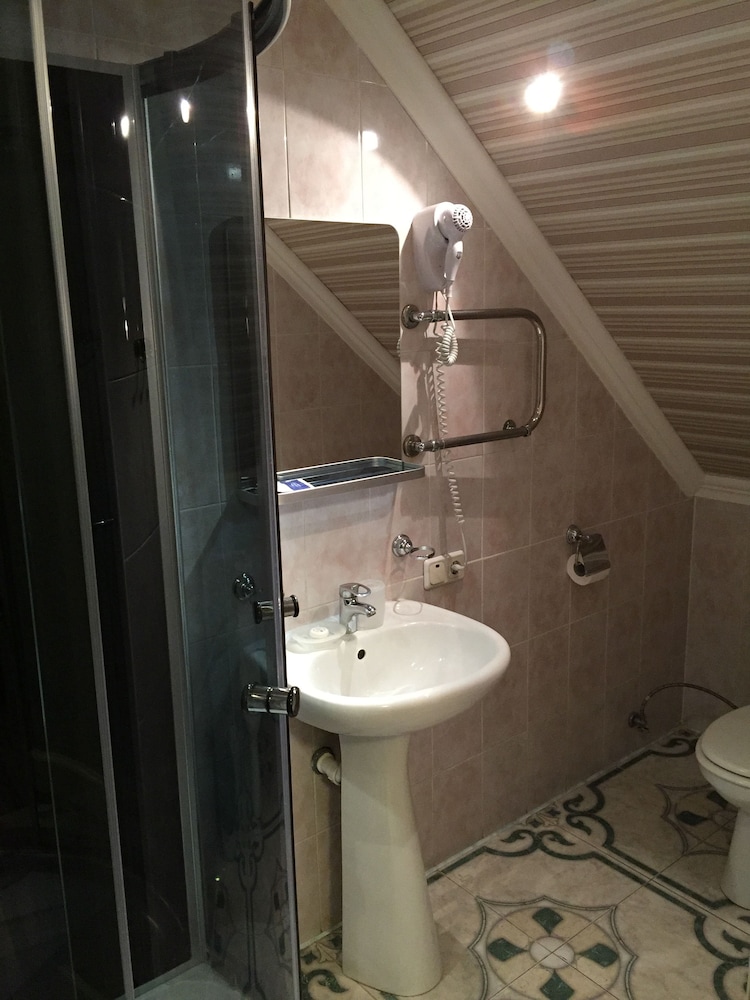 Triple Room (Mansard)