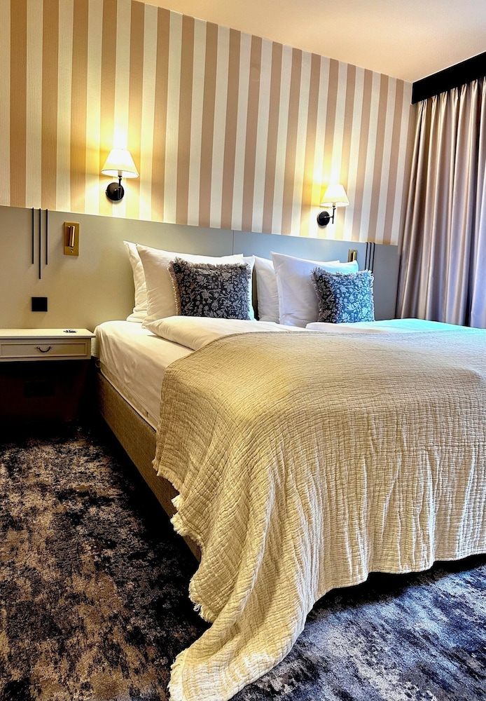 Signature Double Room photo 2