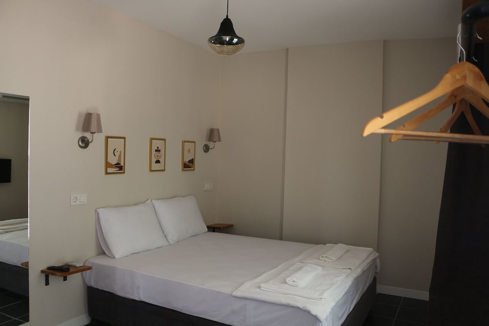 Standard Room (No:5,9) photo 1