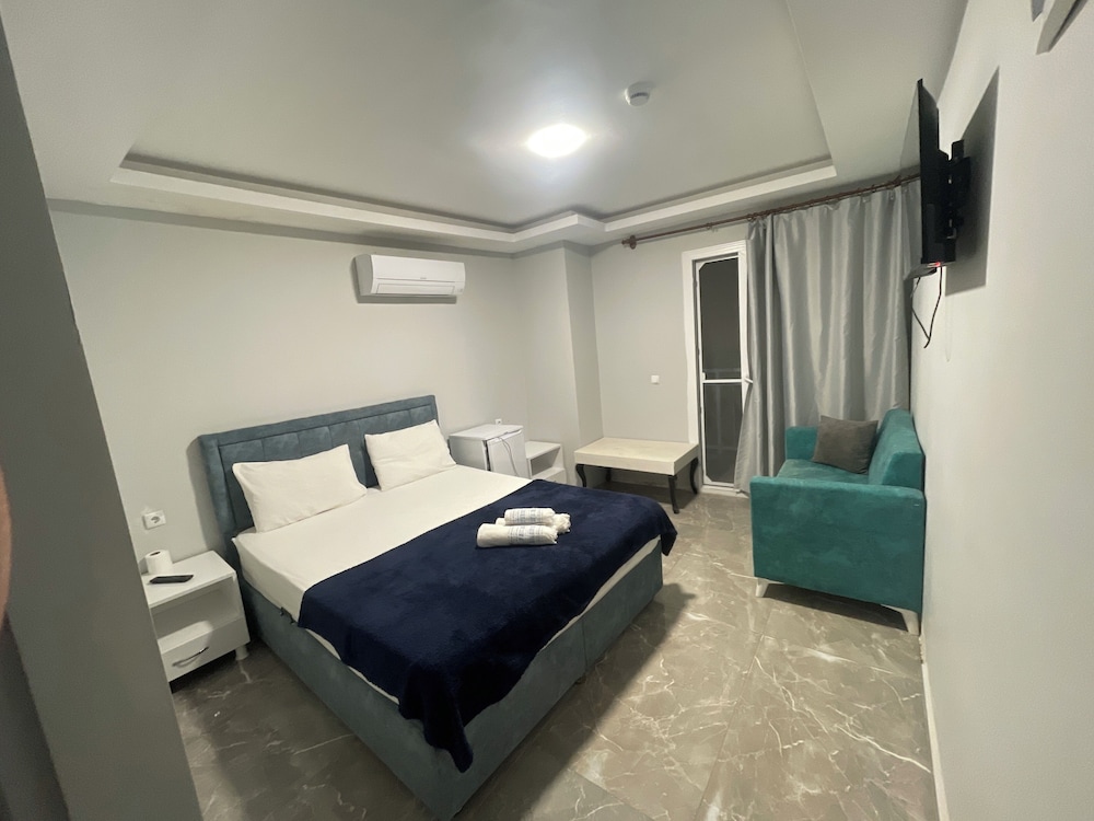 Deluxe Room, Balcony, Sea View photo 1