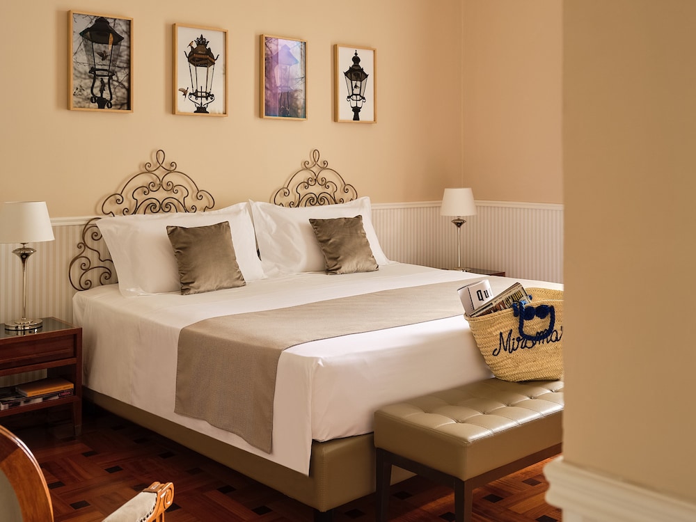 Signature Suite Riviera