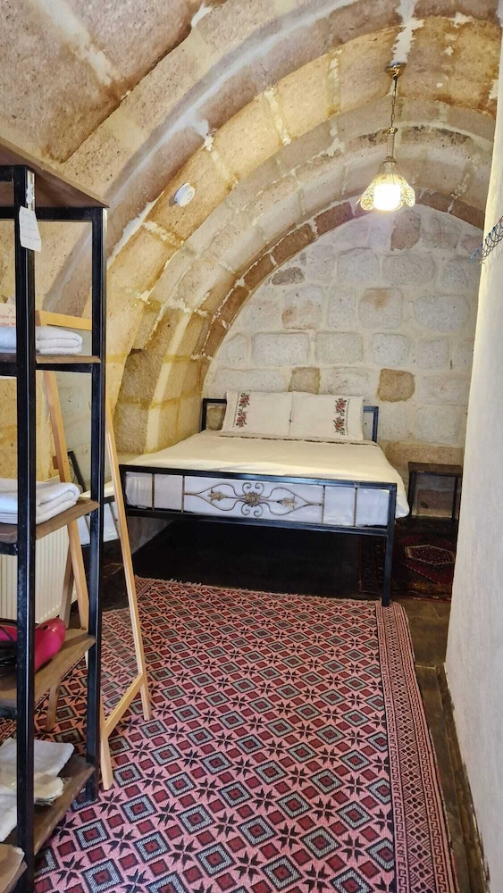 Design Room, 1 King Bed, Non Smoking, Garden View photo 2