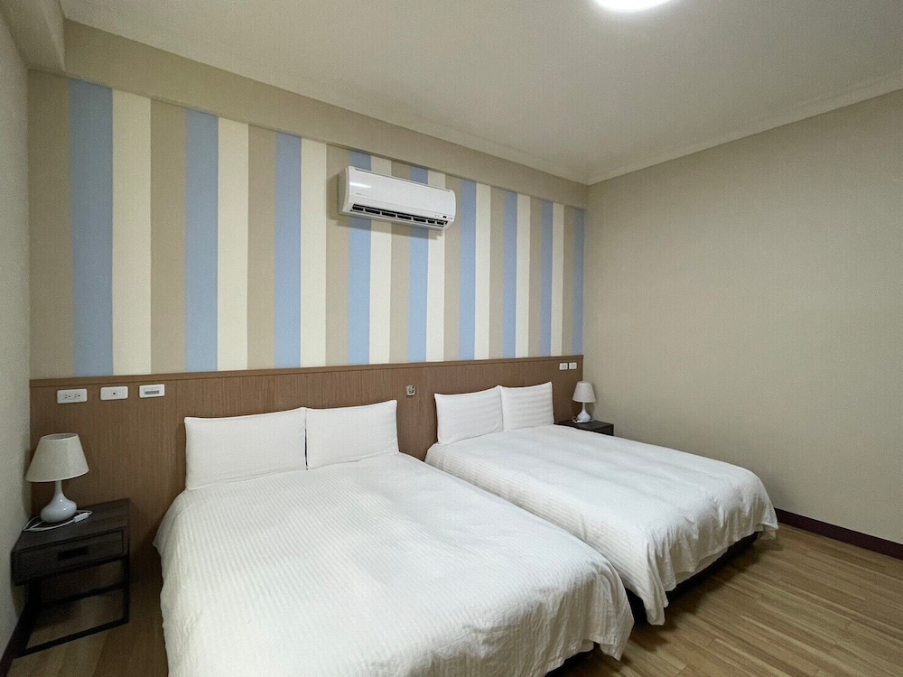 Deluxe Quadruple Room photo 2
