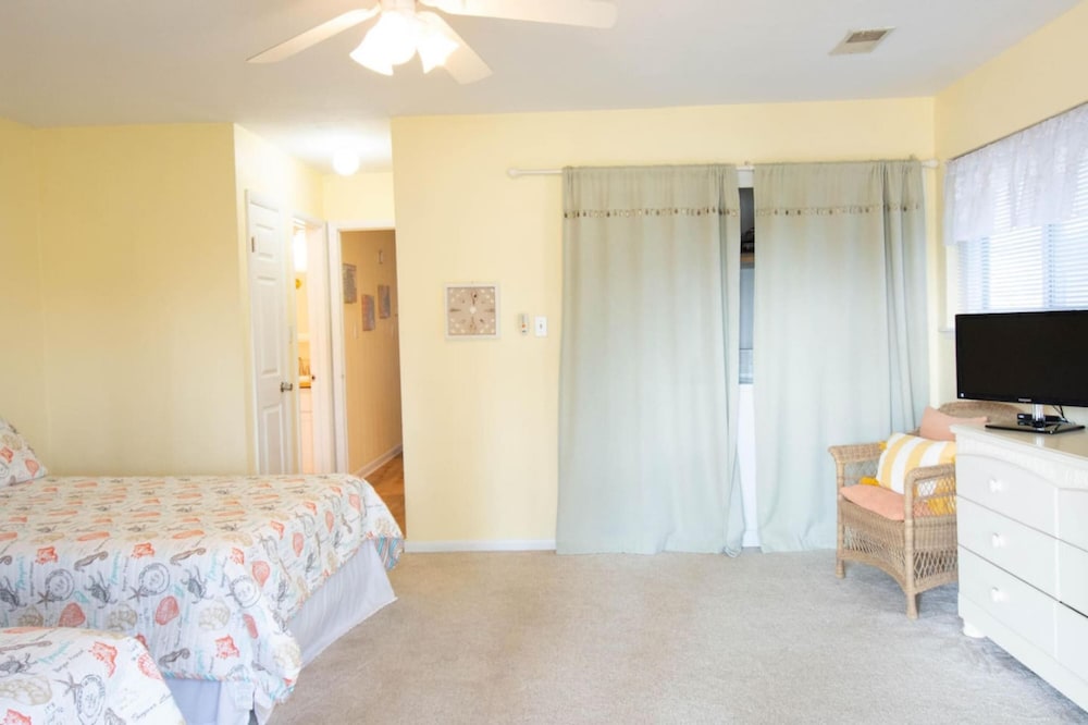 Apartment photo 1