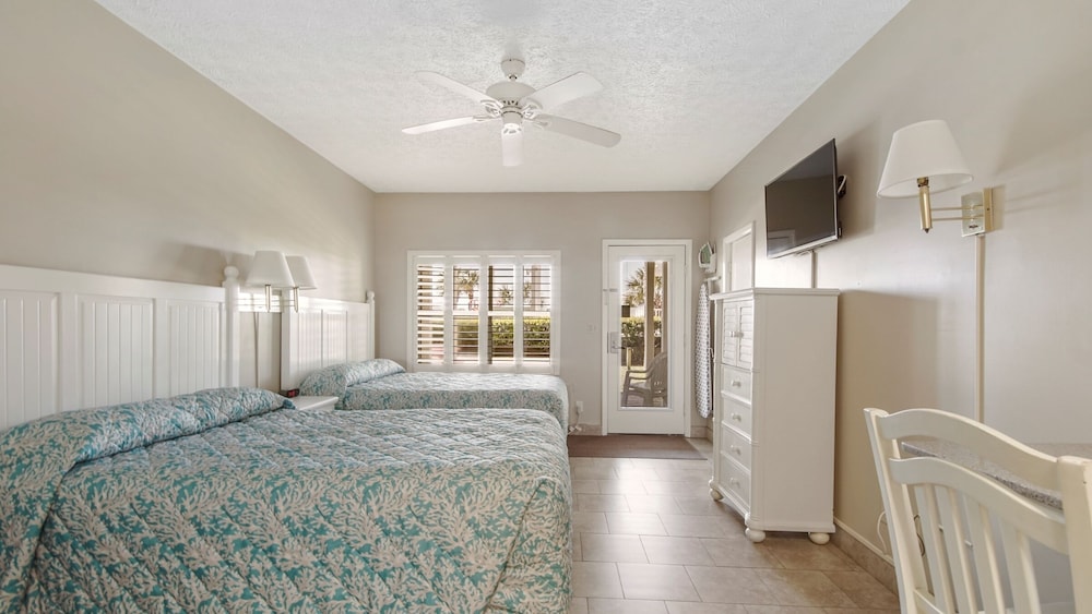 Double Room, Resort View, Beachfront