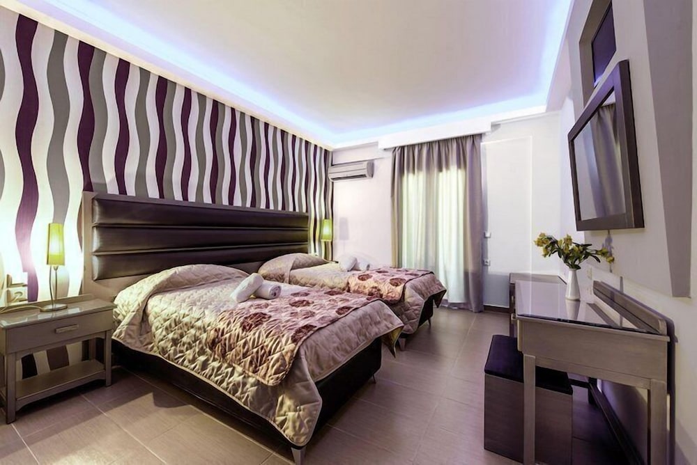 Superior Double or Twin Room photo 2