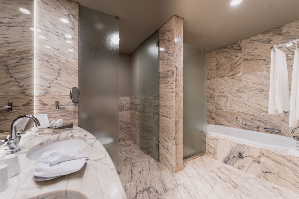 Junior Suite - Photo 6